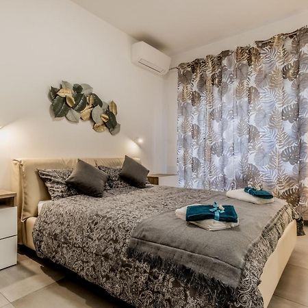 White Living R-Home Rome Extérieur photo